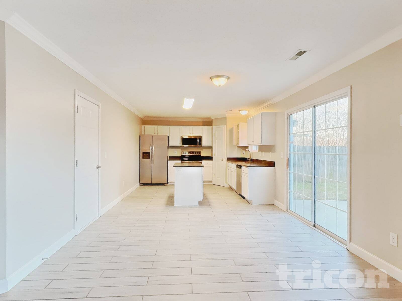 Building Photo - 3733 Eskdale Dr