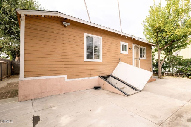 Building Photo - 900 N El Molino Ave