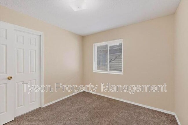 Building Photo - 1305 Amole Vista St SW