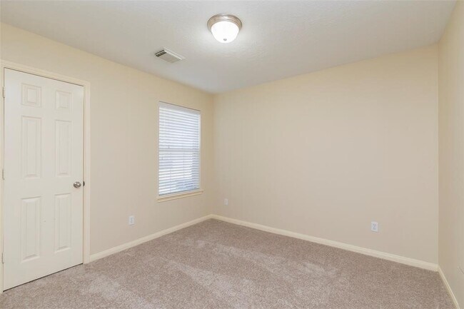 Building Photo - 15807 Sarasam Creek Ct