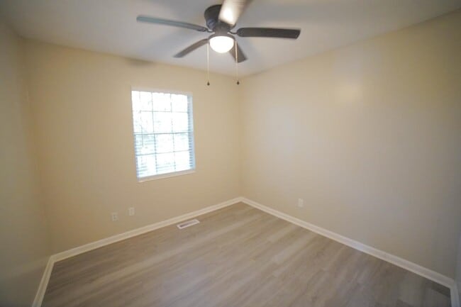 Building Photo - 1726 Hartsfield Rd