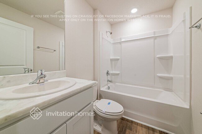 Building Photo - 5917 Silver Moonlight Dr