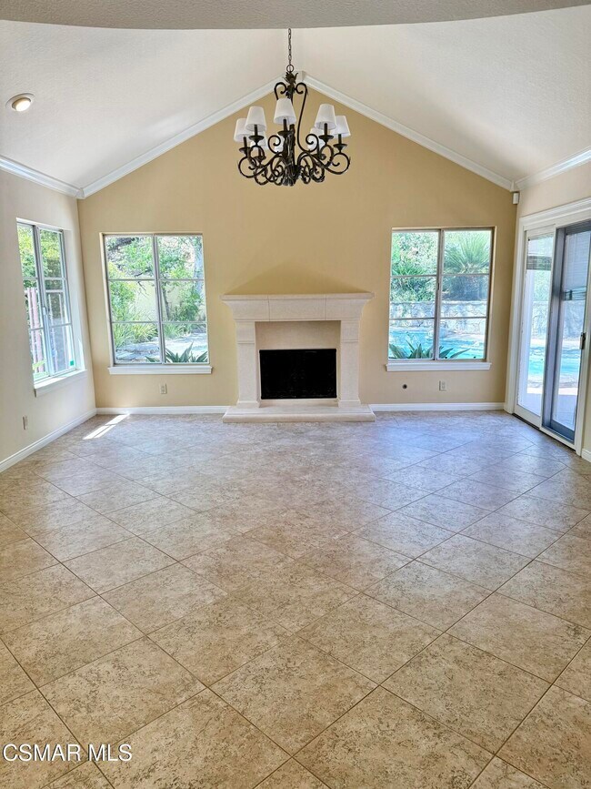 Building Photo - 1922 Golden Sky Cir