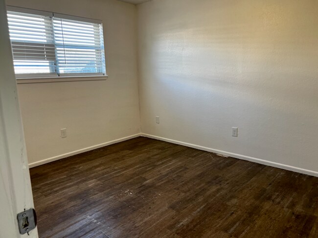 Building Photo - 7306 Avenue W