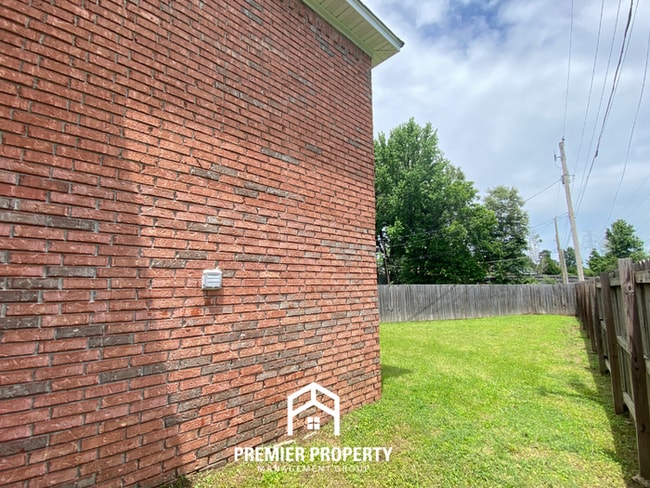 Building Photo - Spacious 3BR/2.5BA Raleigh Home | 1,528 Sq Ft, Fireplace, Garage & Fenced Yard