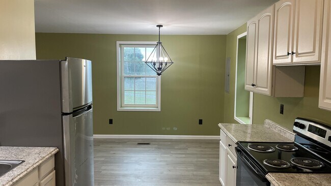 Building Photo - 508 Third St