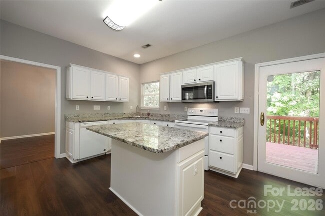 Building Photo - 8306 Hornwood Ct