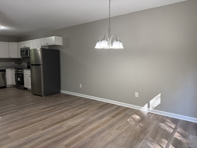 Building Photo - 1021 Sourwood Ct