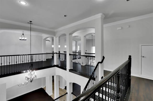 Building Photo - 410 Aylesbury Ct