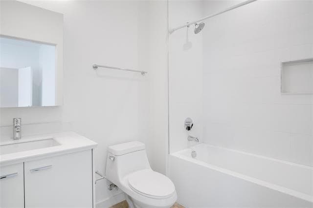 Building Photo - 1505 S Akard St