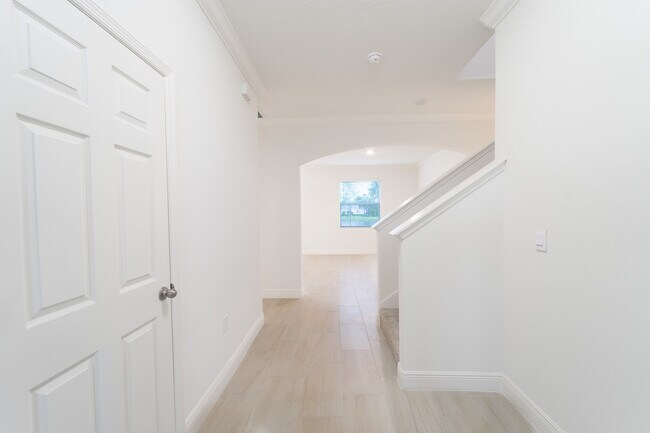 Front entrance way - 2882 Saint Barts Sq