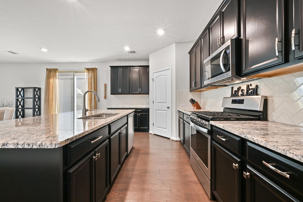 Building Photo - 127 Iron Rail Rd