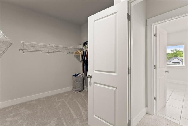 Building Photo - 5841 Woodland Park Ct