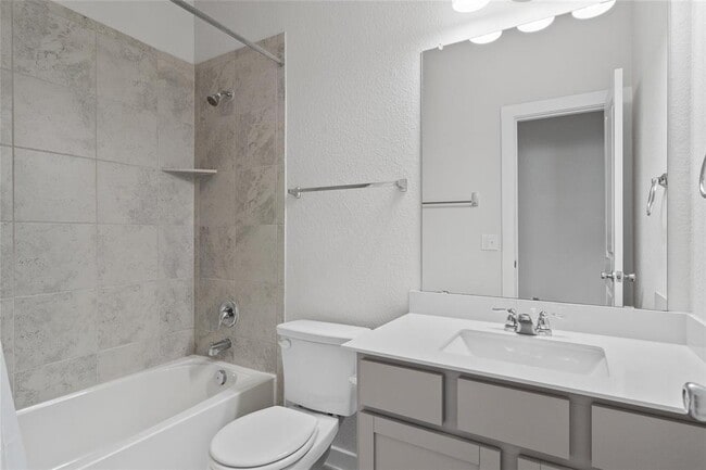 Building Photo - 11000 American Mustang Lp