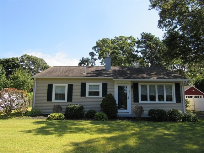 Primary Photo - 22 Birch St