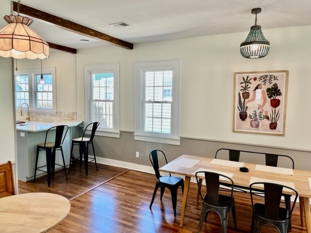 Dining Room/Entry to Kitchen - 1429 Johns Rd