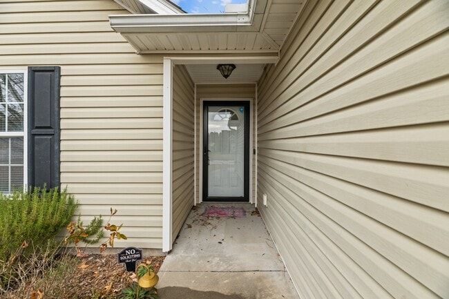 Building Photo - 180 Crooked Run Dr