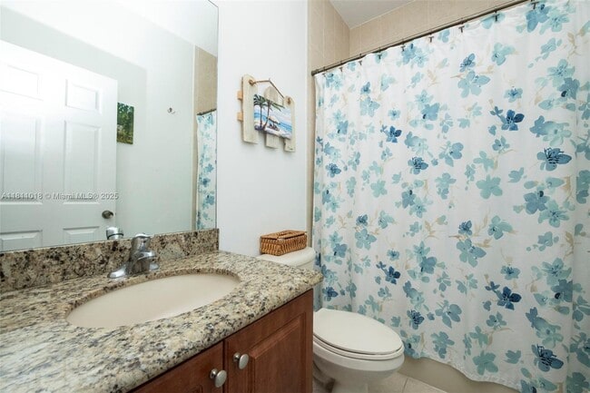 Building Photo - 814 SW 143rd Terrace