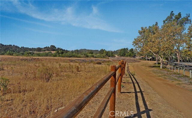 Building Photo - 236 S Grisly Canyon Dr