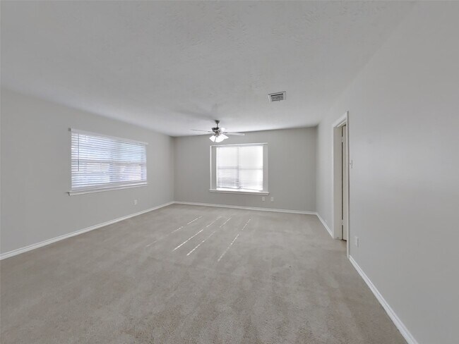 Building Photo - 15806 Crystal Brook Dr