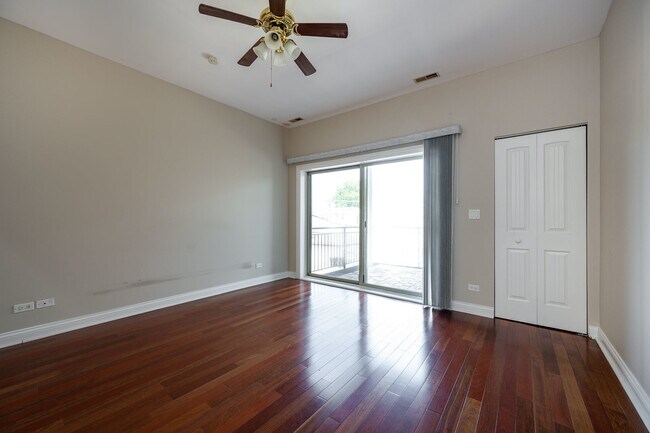 Building Photo - 2841 N Pulaski Rd