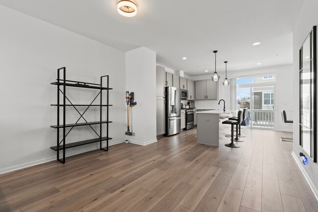 Building Photo - 30W158 Wheeler Cir