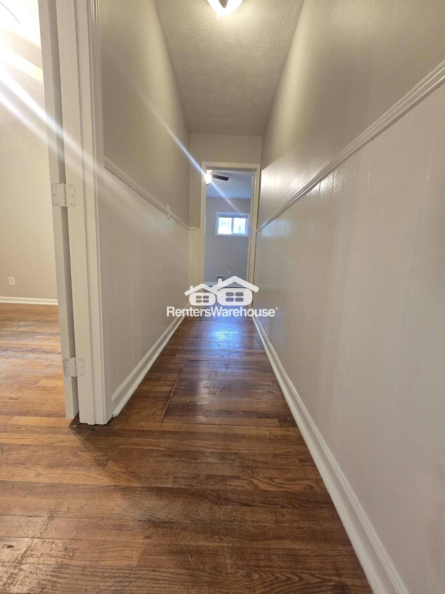 Building Photo - 1593 Tanager Cir