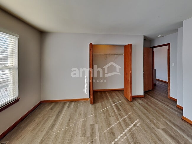 Building Photo - 3707 Flowermeadow St