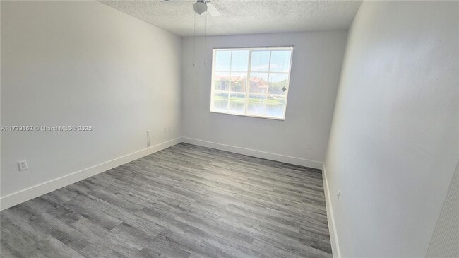 Building Photo - 2301 W Preserve Way