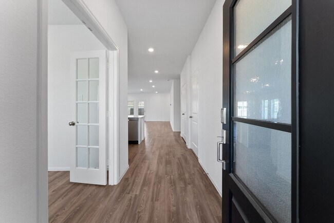 Building Photo - 2850 Paradise Rdg Wy
