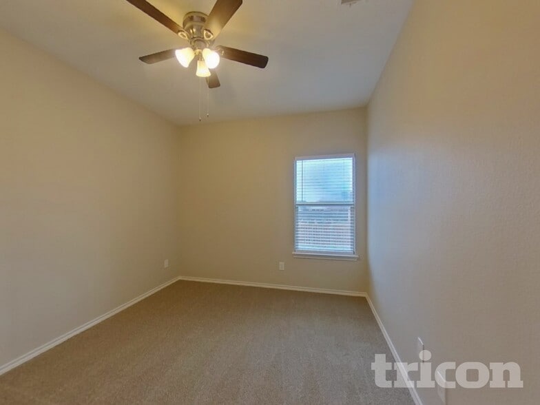 Building Photo - 837 Jodie Dr