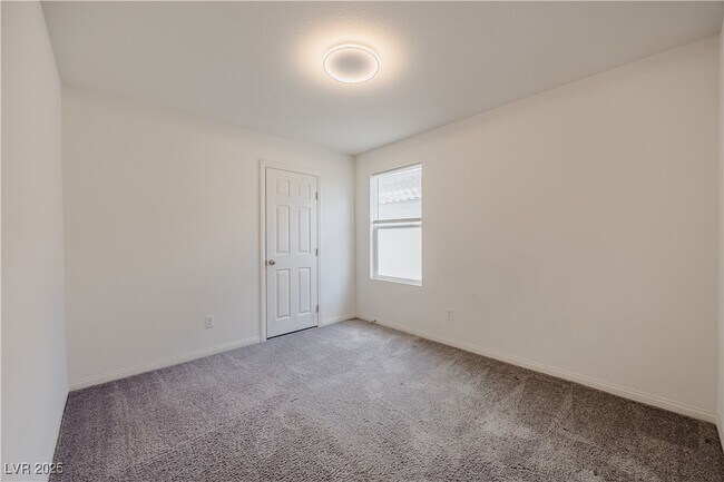 Building Photo - 5927 Coja St