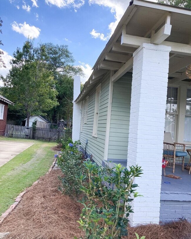 Building Photo - Midtown Bungalow 2BR House in Columbus Near Park