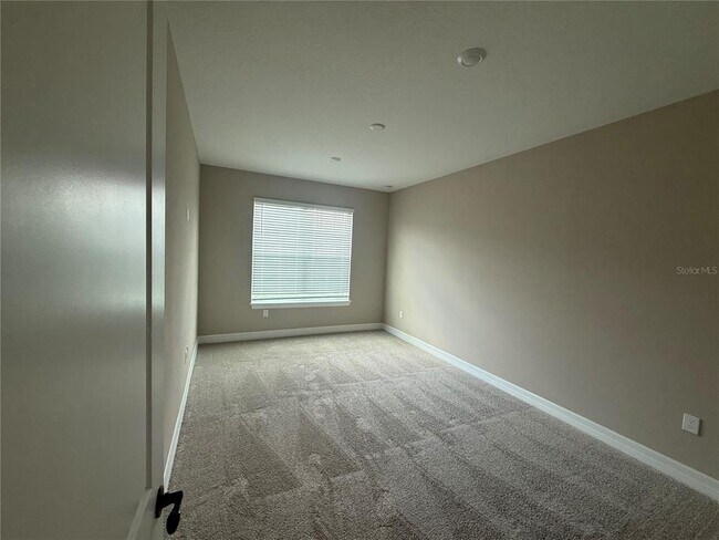 Building Photo - 455 Winter Grv Blvd