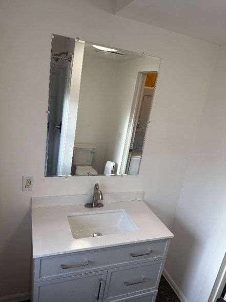 Building Photo - 1512 Pittman Rd