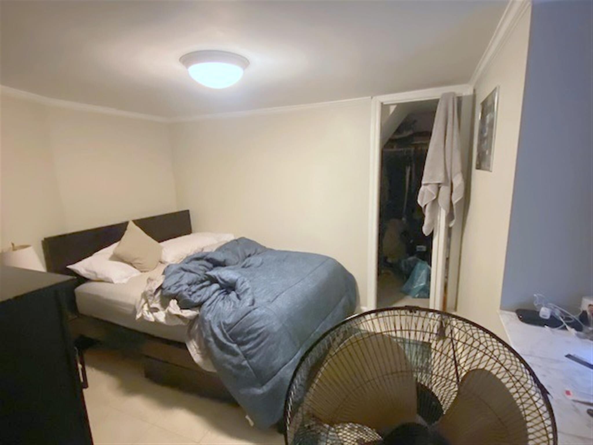 Building Photo - 519 Main St