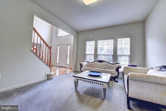 Building Photo - 110 Hunton Dr