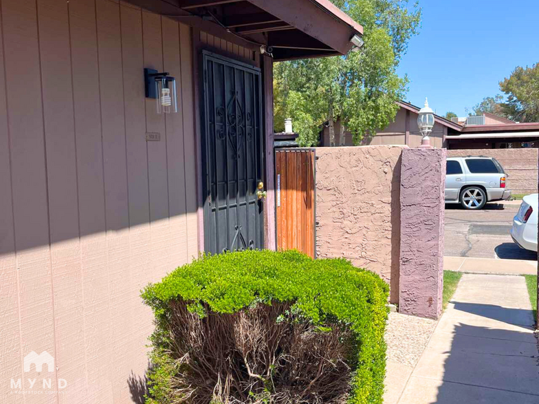 Primary Photo - 908 S Casitas Dr