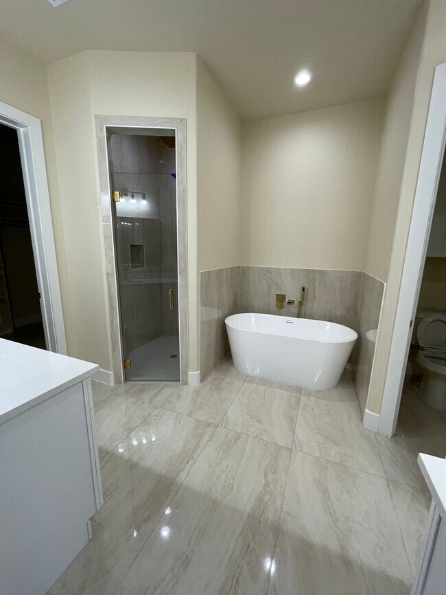 Building Photo - 2802 Tom Morris Rd