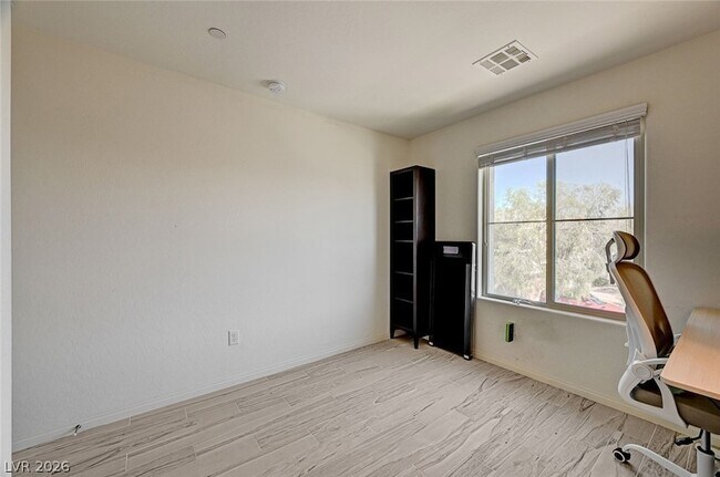 Building Photo - 6363 Amelia Ridge Ave