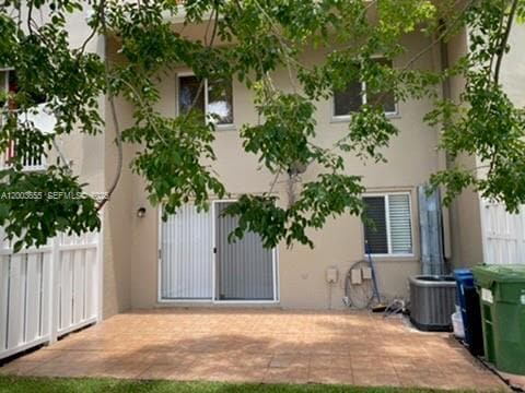 Building Photo - 203 Riviera Cir