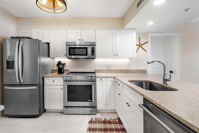 Building Photo - 2601 Marina Isle Way