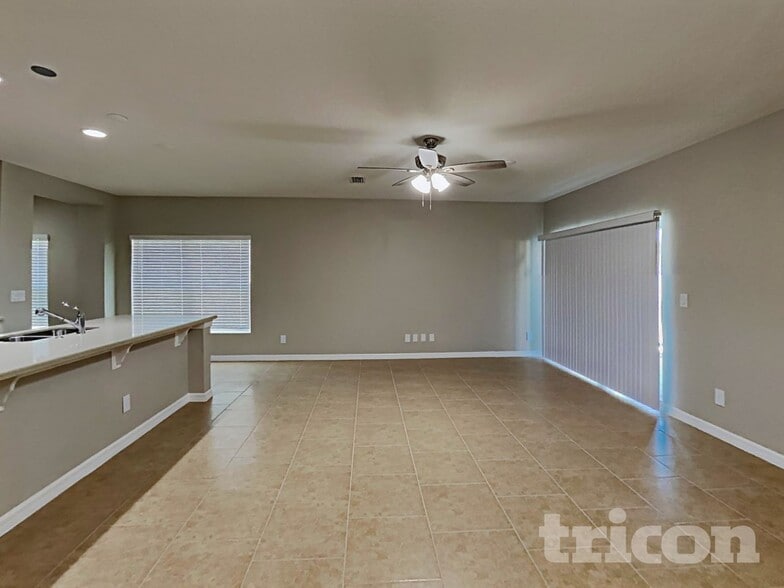 Building Photo - 4784 Marcos Cir