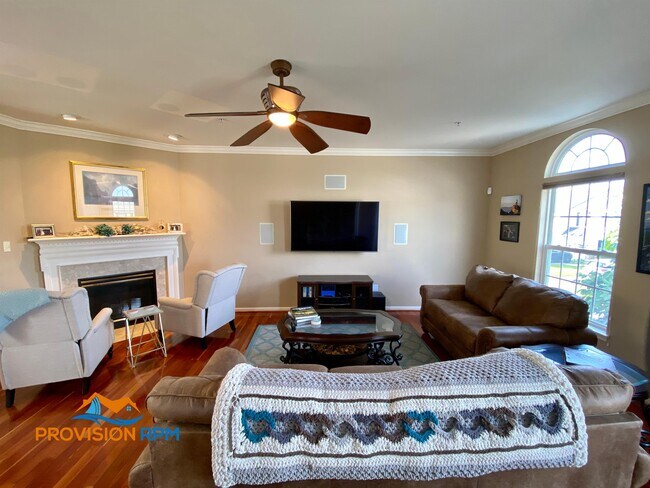 Building Photo - 1740 Theale Way