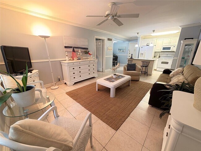 Building Photo - 1520 McKinley St