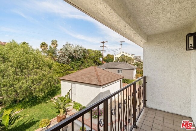 Building Photo - 7315 W 82nd St