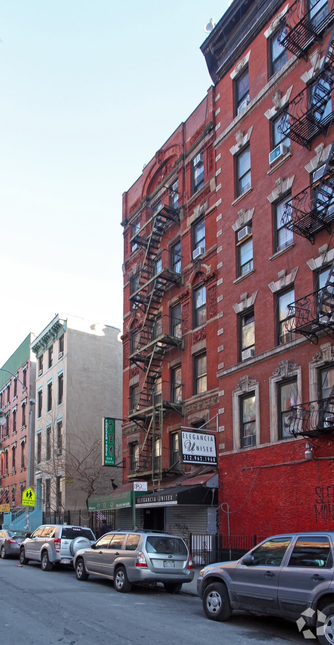 Building Photo - 27 Rutgers St