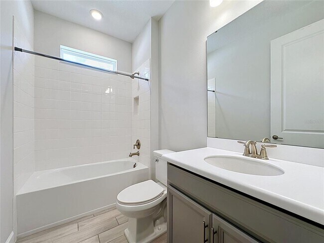 Building Photo - 1057 Umbria Dr