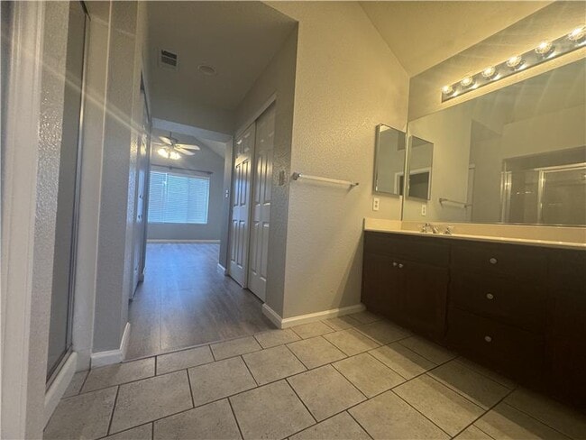 Building Photo - 4504 Muledeer Ct