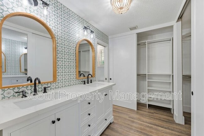 Building Photo - 30605 De Portola Rd